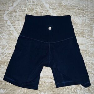lululemon Align™ High-Rise Short 6"